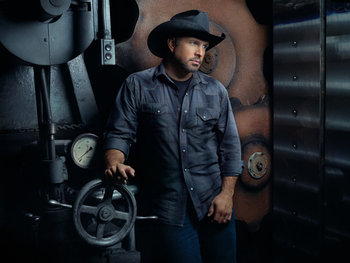The Success Of Garth Brooks Songs And Their Meanings